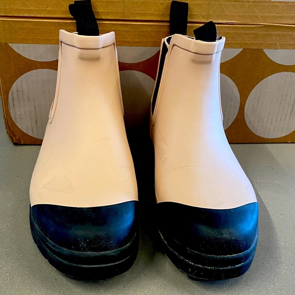 Everlane rain boots